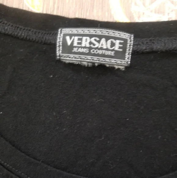 Versace Vintage logo shirt! - Picture 6 of 6